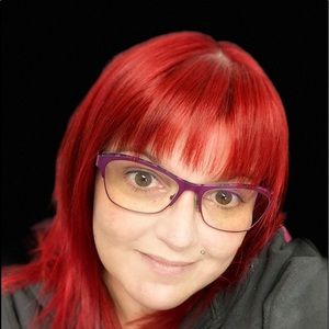 Meet your Posher, Annie